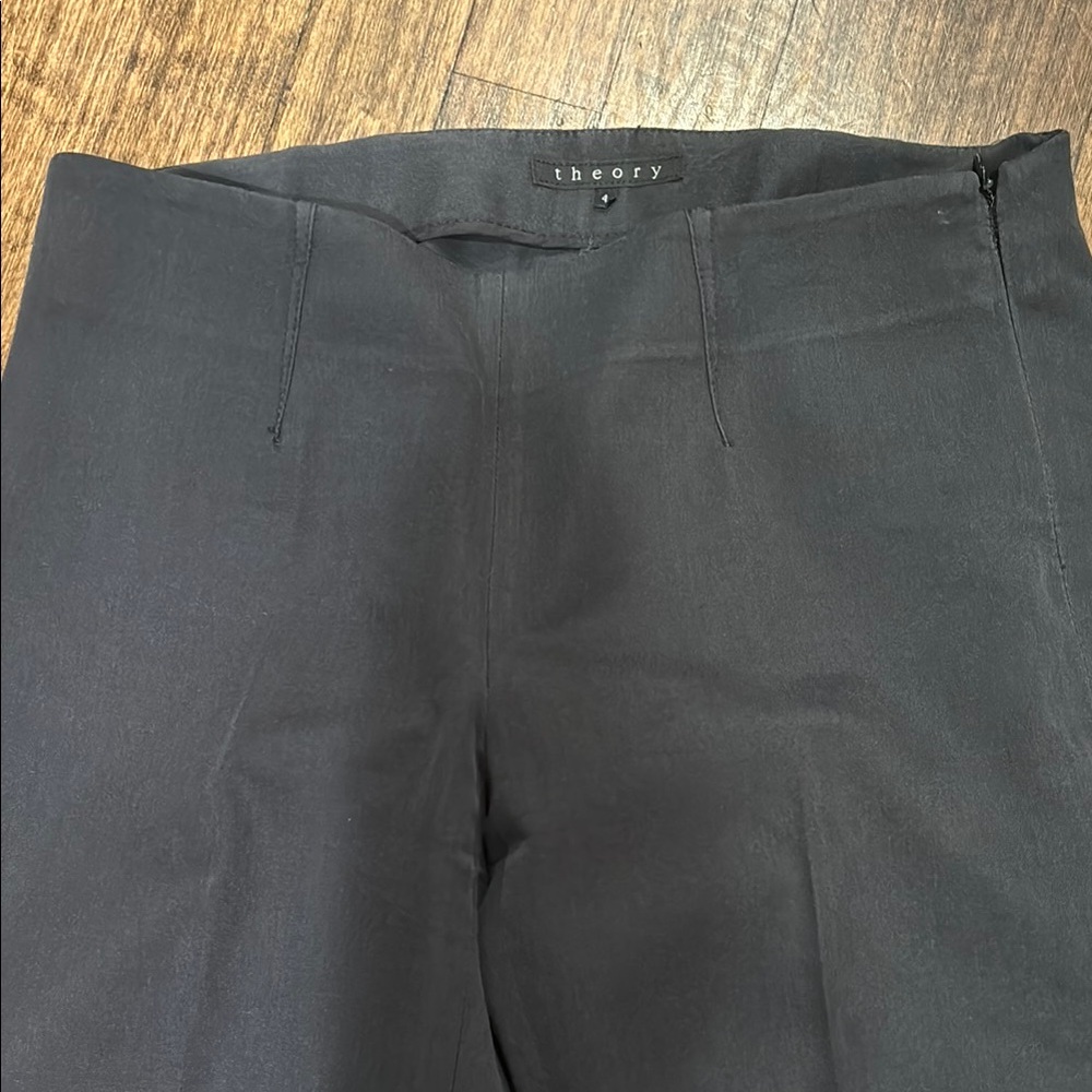 Women’s Theory Ankle Straight Leg pant size 4